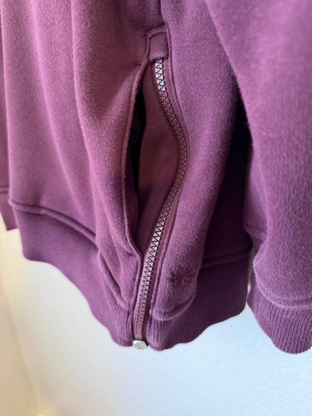 Athleta Cozy Karma 1/2 Zip Sweatshirt Maroon Burgundy Pullover Athleisure Large - Picture 6 of 8